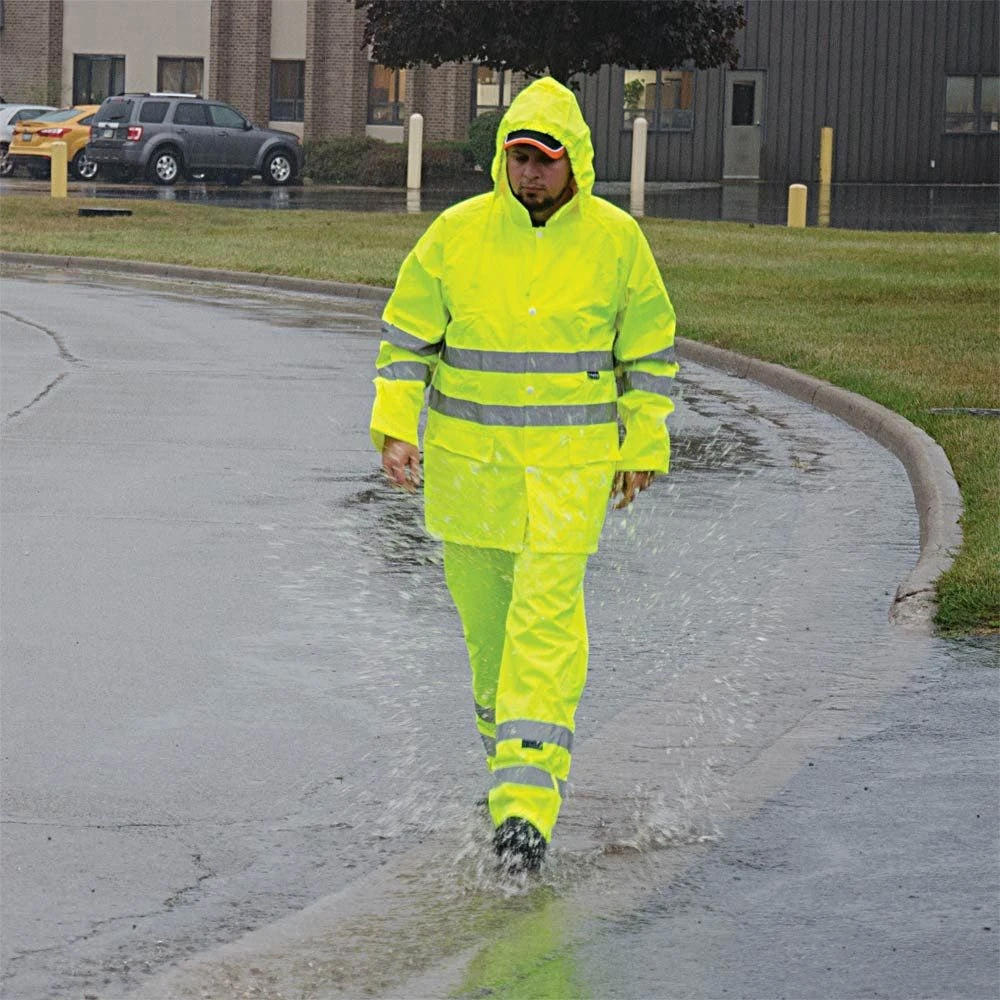 Majestic Hi-Vis High-Visibility Class III Rainwear Jacket - Size 2XL 2 Majestic Hi-Vis High-Visibility Class III Rainwear Jacket - Size 2XL - Image 2