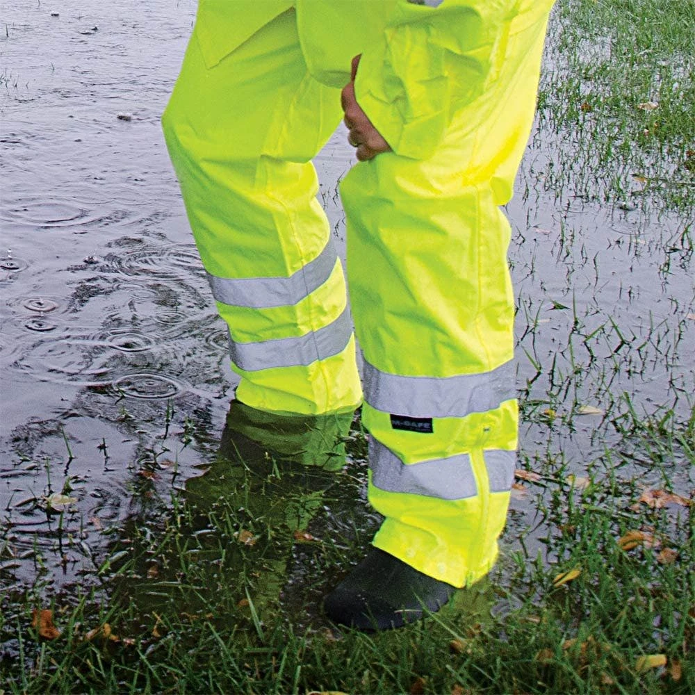 Majestic Hi-Vis High-Visibility Class III Rainwear Jacket - Size 2XL 5 Majestic Hi-Vis High-Visibility Class III Rainwear Jacket - Size 2XL - Image 5
